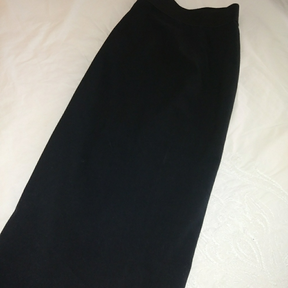 Straight skirt
